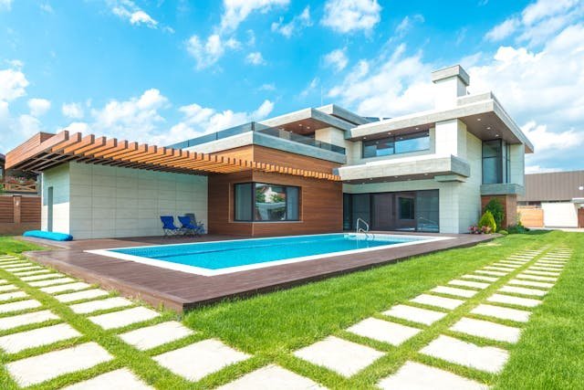 Best apartments with swimming pool